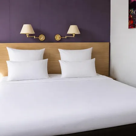 Continental Hotel 3*